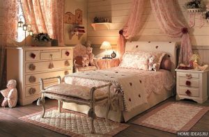 У спальні в прованському стилі панує ніжний, повітряний флер вишуканості і романтичного настрою