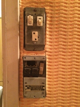 Старий блок вимикачів ВТК