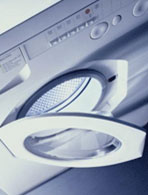 На російському ринку пральні машини представляють більше 30-ти фірм-виробників, в тому числі і російські ( Атлант, Вятка, Rolsen)